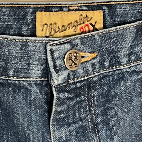 Men’s Wrangler 20X Style 23 Relaxed Straight Leg Size 36 x 32 - Picture 4 of 11